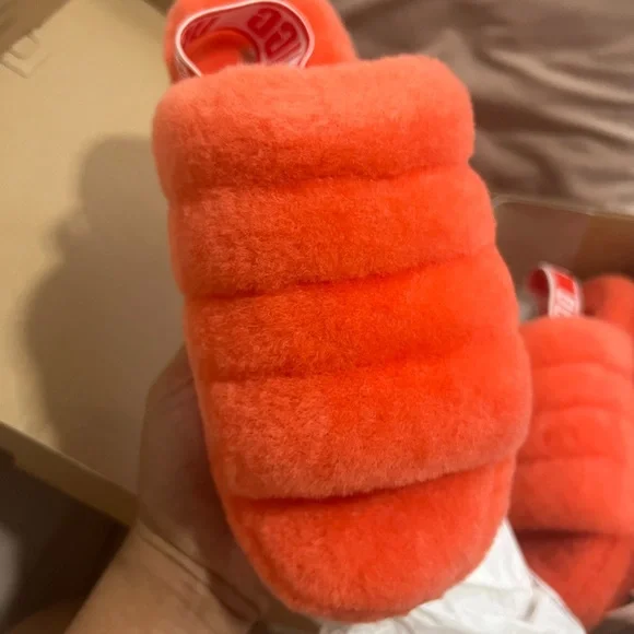 Ugg slippers fluff yeah slides size 9 - Picture 5 of 7